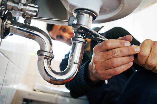 Best Shower Repair Services  in Lamont, CA